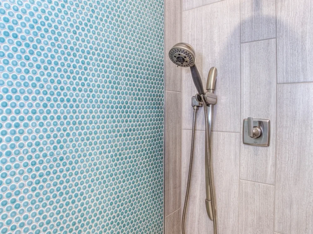 Tiled bath